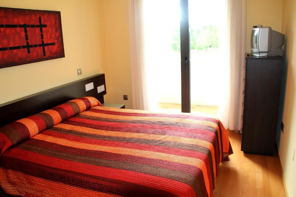 Apartahotel Ribera Arroyo de la Encomienda Kültér fotó