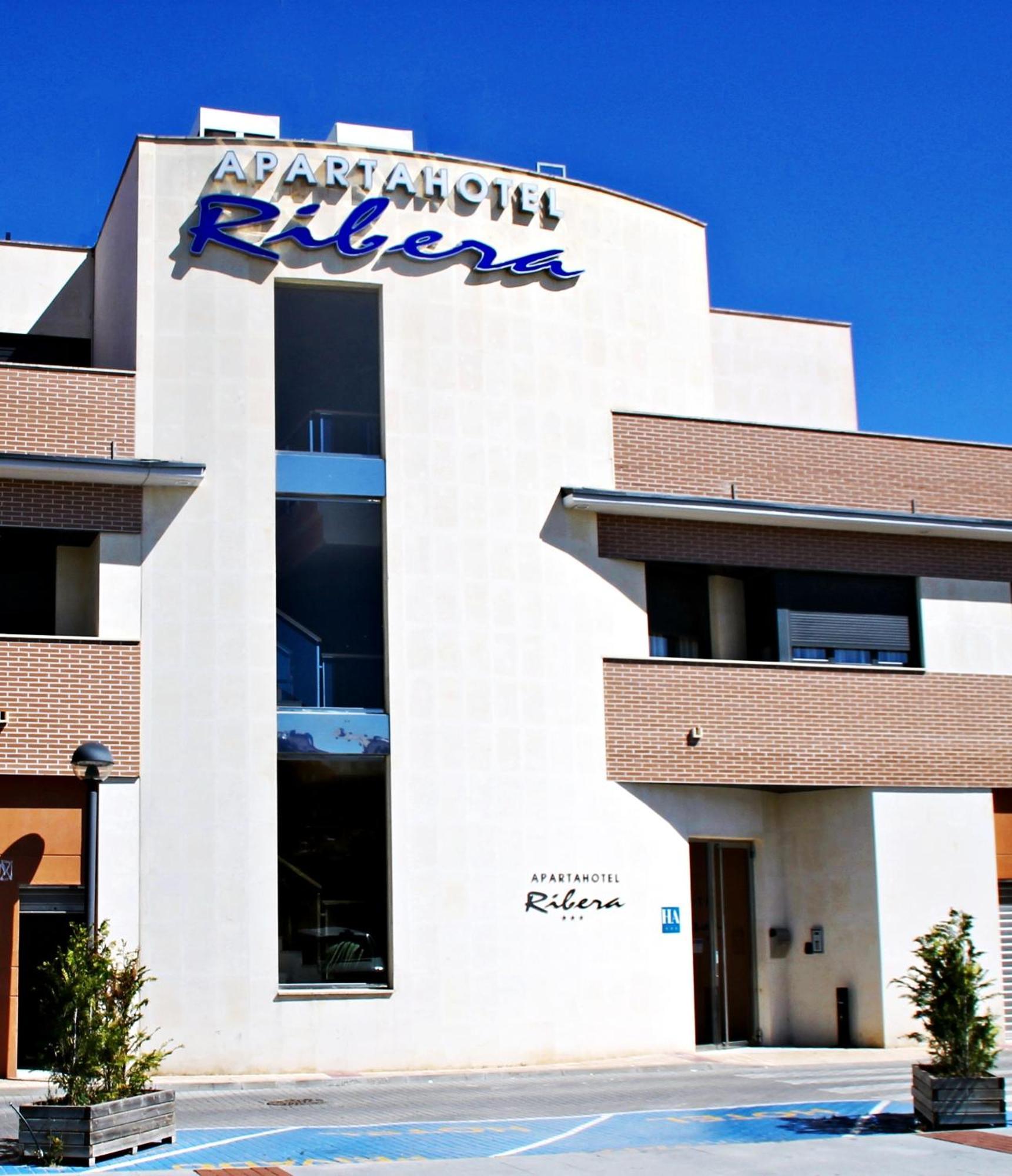 Apartahotel Ribera Arroyo de la Encomienda Kültér fotó