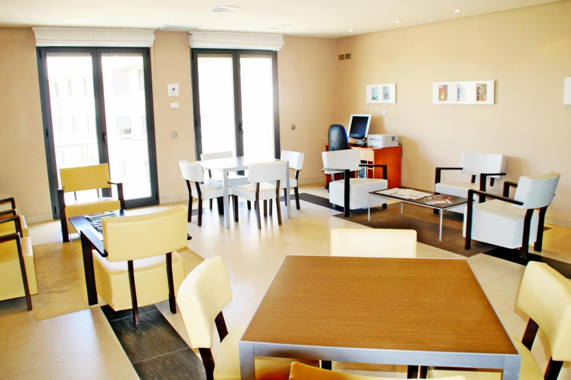 Apartahotel Ribera Arroyo de la Encomienda Kültér fotó